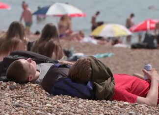 SA Expats Say England Heat is 'Very Worrying'