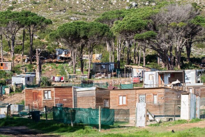 Families who have occupied land in Haven View near Kommetjie have struck a deal with the property company developing the land. Families who have occupied land in Haven View near Kommetjie have struck a deal with the property company developing the land.