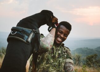 paws-and-boots-fighting-poaching Making CONTACT