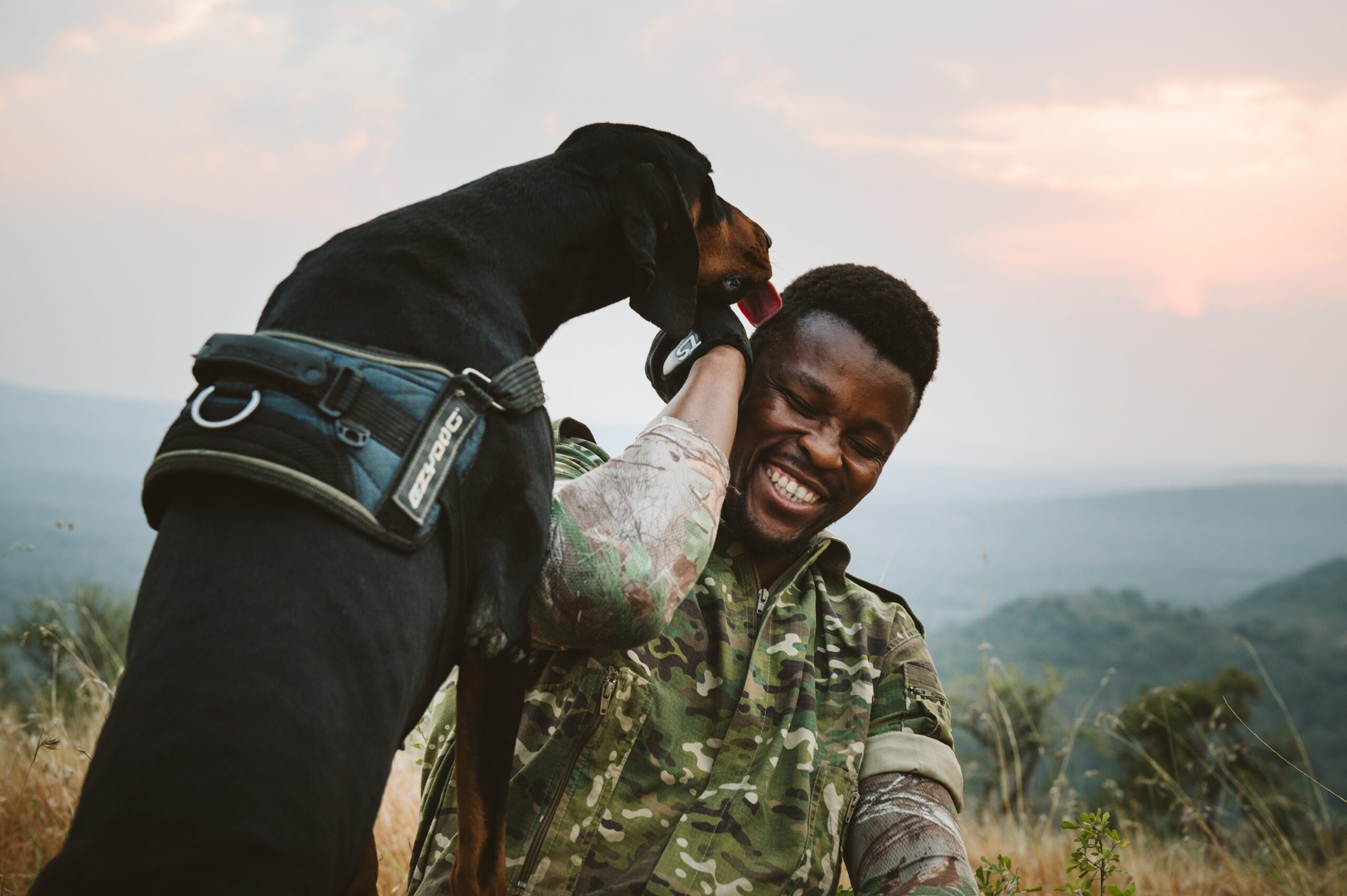 paws-and-boots-fighting-poaching Making CONTACT