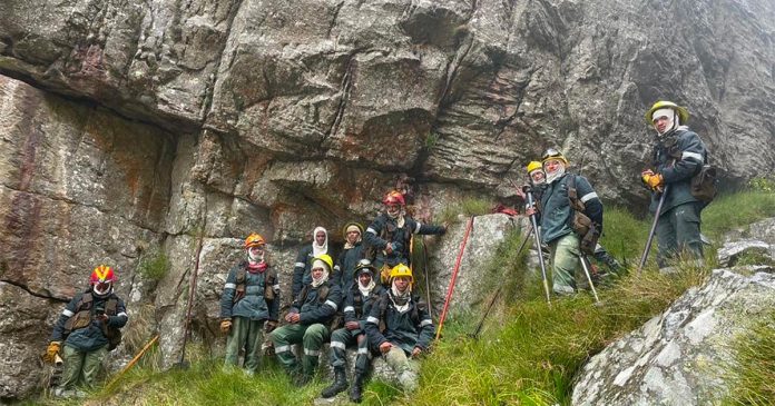 Firefighting-heroes-Table-Mountain Firefighting-heroes-Table-Mountain