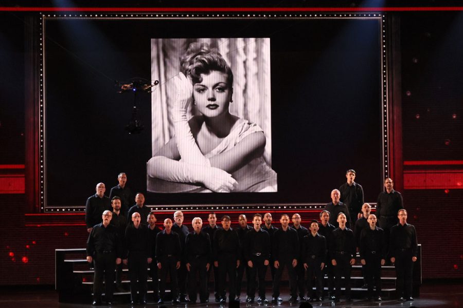 'Murder, She Wrote' Actress Angela Lansbury Dead at Age 96