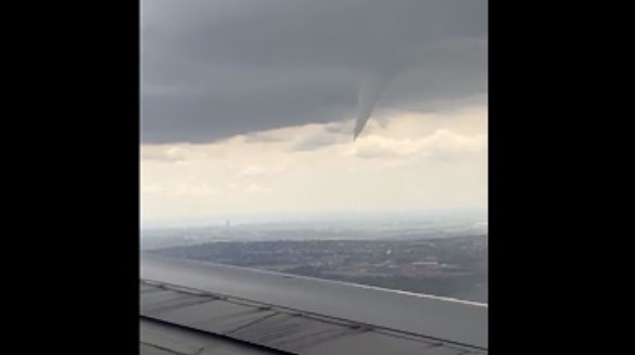 Passengers Flying into Joburg Spot Funnel Cloud