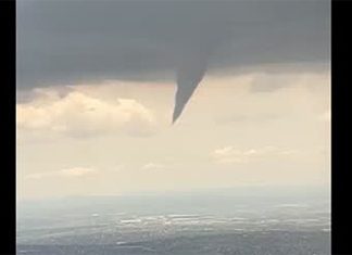 Passengers Flying into Joburg Spot Funnel Cloud