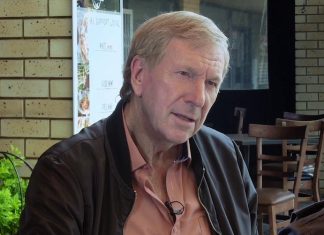 Derek Watts Tackles Toughest Interviews on Carte Blanche This Sunday