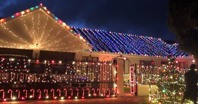 Cape-Town-house-Christmas-Lights-s Christmas-lights-Cape-Town-s