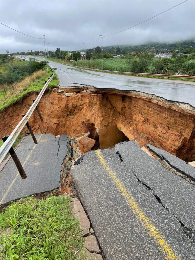 Hendrick Potgieter Road After Bridge Collapses. PHOTOS: Gauteng Dept of Roads & Transport