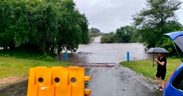 Kruger-National-Park-floods Kruger National Park roads closed due to heavy rain. Photo: SANParks