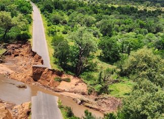 Kruger Park closes some remote camps and evacuates staff members due to week of rain