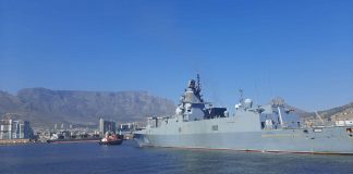 Cape Town's mayor tells Russian warship to GFY and 'voets*k'