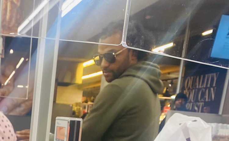 Man resembling Thabo Bester spotted in Sandton, nearly two months after his supposed death in prison fire