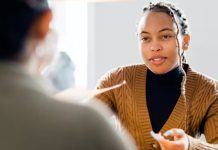 5 tips for women to negotiate a higher salary