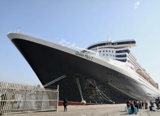 eThekwini Municipality welcomes Queen Mary 2 to Durban Harbour