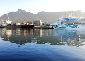 Cape Town achieves record breaking cruise tourism season. Photo: Jeff Lomey