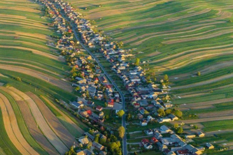 Suloszowa, Poland The town where all 6 000 residents stay on one street