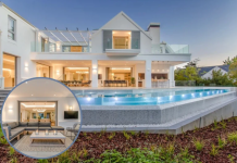 Winelands mansion