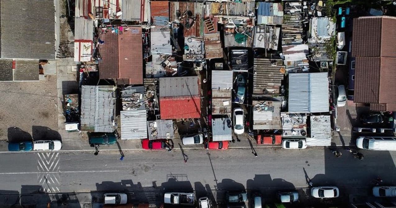 Learners launch storytelling project to“recapture the beauty” of Masiphumelele