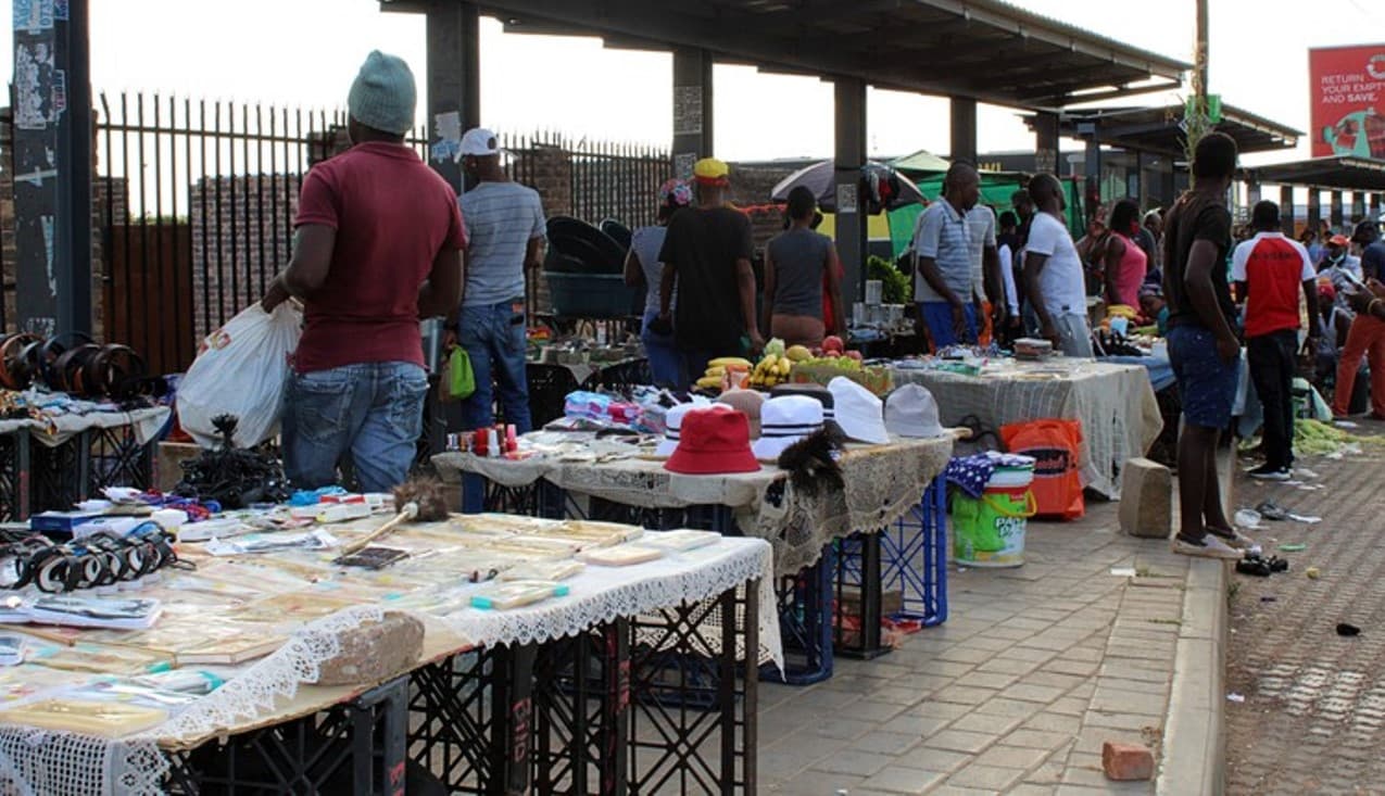 Extortion rings prey on poor communities