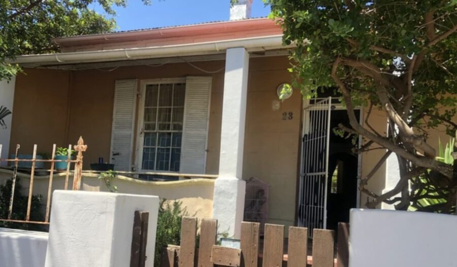 Cape Town city centre tenants in tears as municipality auctions their homes