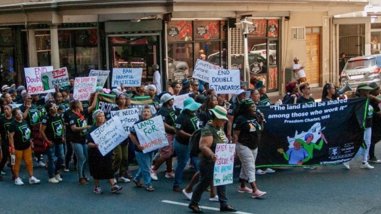 Women farm workers demand meeting with Minister of Agriculture