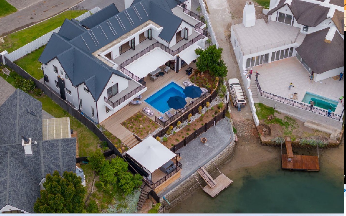 St Francis Bay R21 million canal house