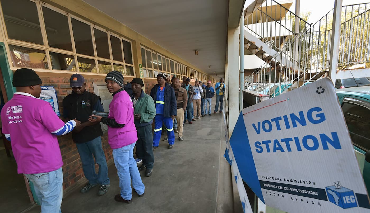 South Africans cast their vote in Diepsloot during 2016 Local Government Elections. This image accompanies an article titled 'Voter registration: Your absolute last chance to secure your vote'