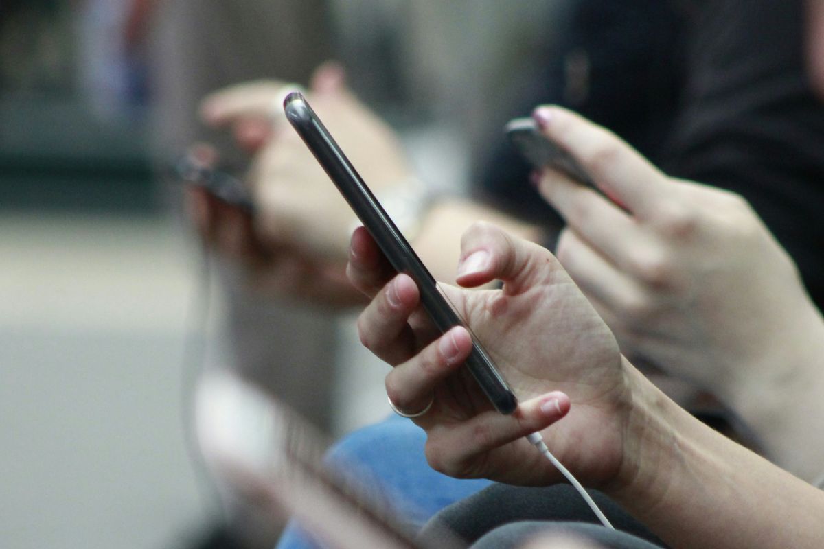 Mobile data expiry rules face a legal challenge from Vodacom and MTN as consumers push for longer access to bundles they paid for.
