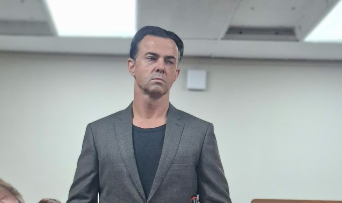 Peet Viljoen, in court on 17 August 2026. This image accompanies an article titled 'BREAKING: 'Racist' Peet Viljoen denied bail in R27 million Johannesburg fraud case'