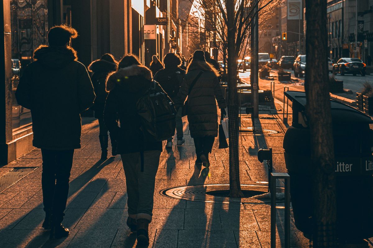 Travelling does not need to cost a fortune. Discover how creative journeys can reveal more of the cities and countries you visit.